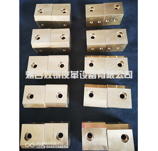 莫斯科尼片皮機(jī)尼龍壓輥銅座