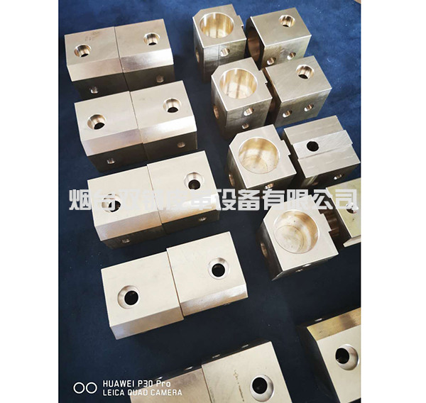 莫斯科尼片皮機(jī)尼龍壓輥銅座