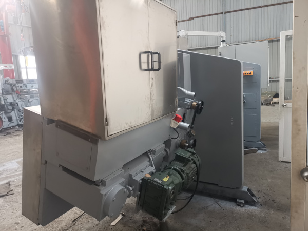 法國(guó)梅西爾片皮機(jī)1800cm